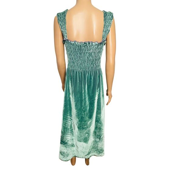 Free People NWT Camille Velvet Midi Dress size Medium Smocked Sapphire - Picture 6 of 11
